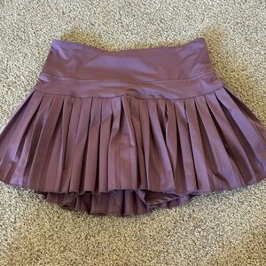 Gold hinge skirt